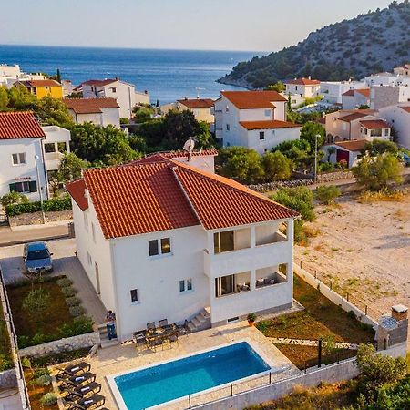 Holiday Home Mb Ražanj Eksteriør bilde
