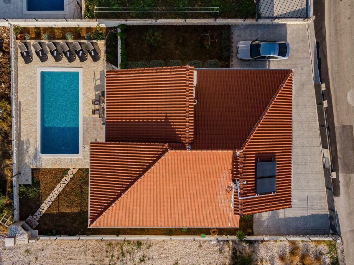 Holiday Home Mb Ražanj Eksteriør bilde
