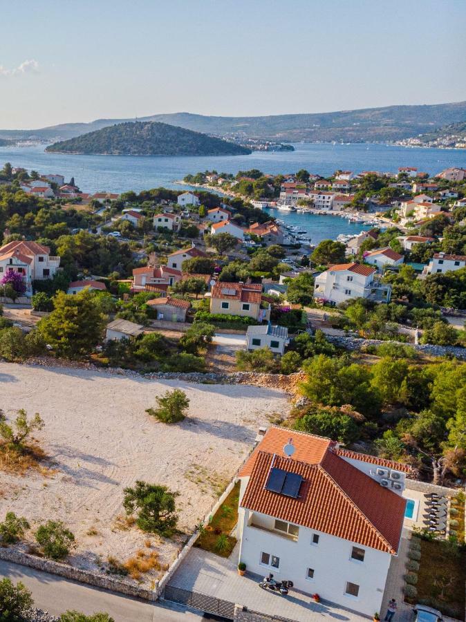 Holiday Home Mb Ražanj Eksteriør bilde